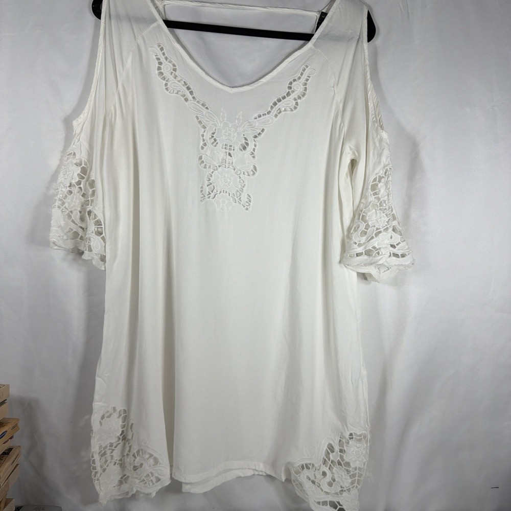 Spiaggia Dolce Ivory Embroidered 3/4 Bell Sleeve Open Sholder Top Large
